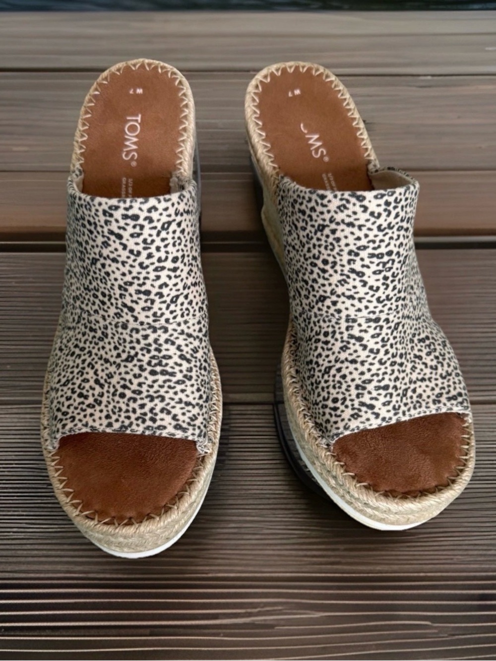 TOMS 7 Animal Print Wedge Espadrilles